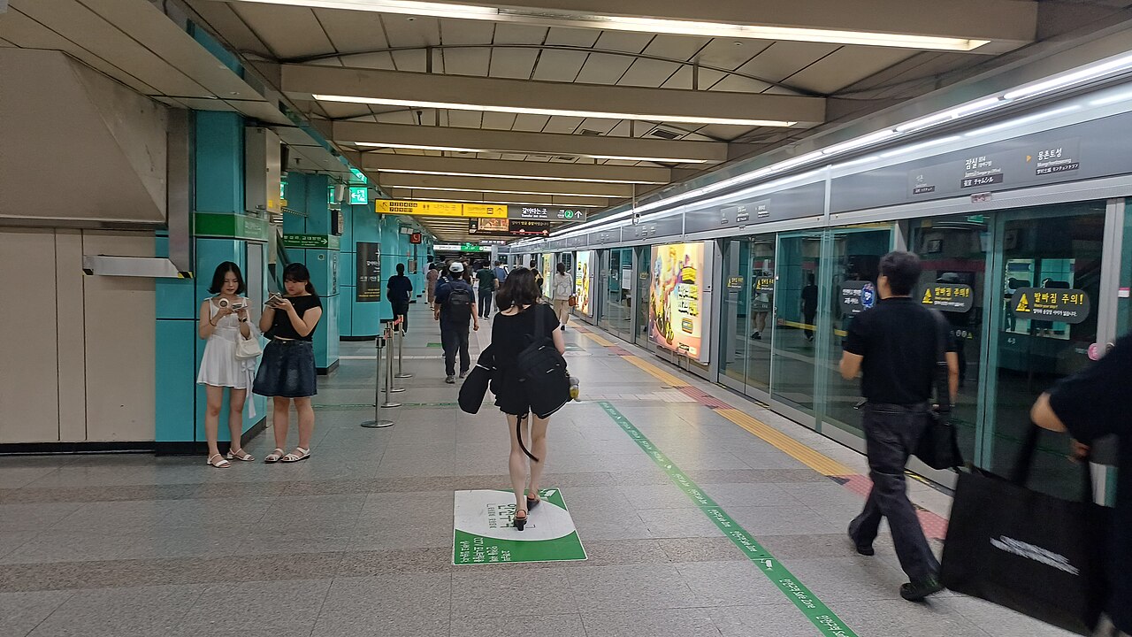 잠실역 전경