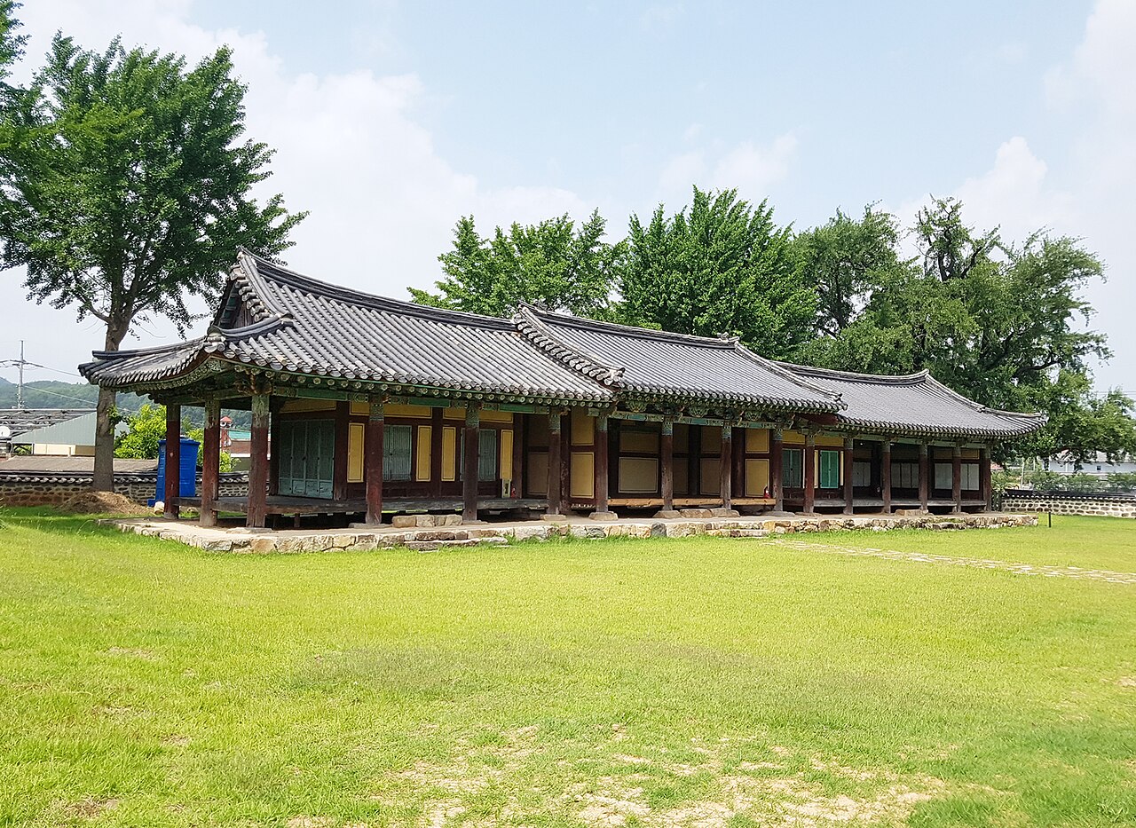 홍산객사 전경